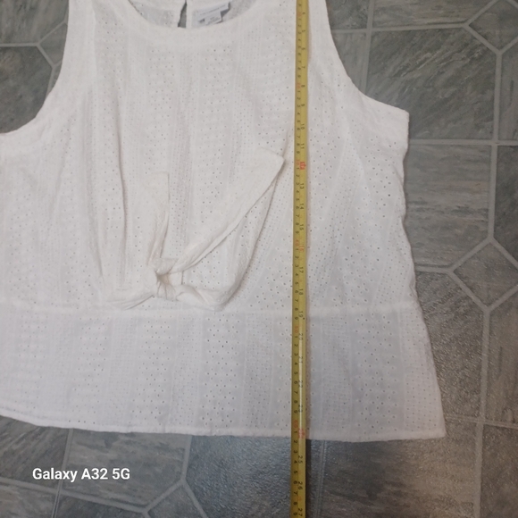 LIZ CLAIBORNE SIZE XXL. White Sleeveless Top - Picture 11 of 12